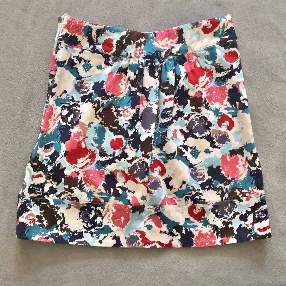 Francesca’s 100% Cotton Abstract Floral Print Mini Skirt Red White Blue Small